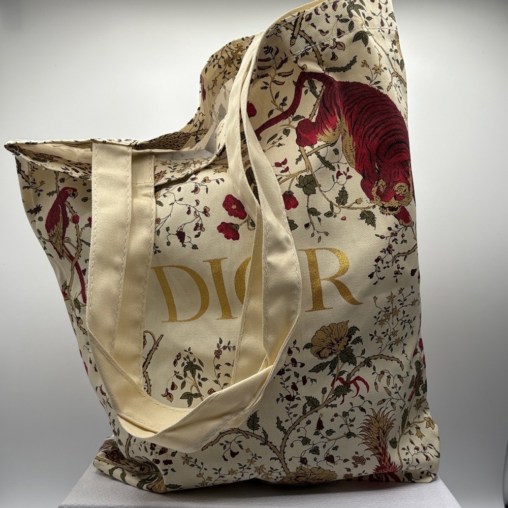 Dior GWP tote - Picture 2 of 2